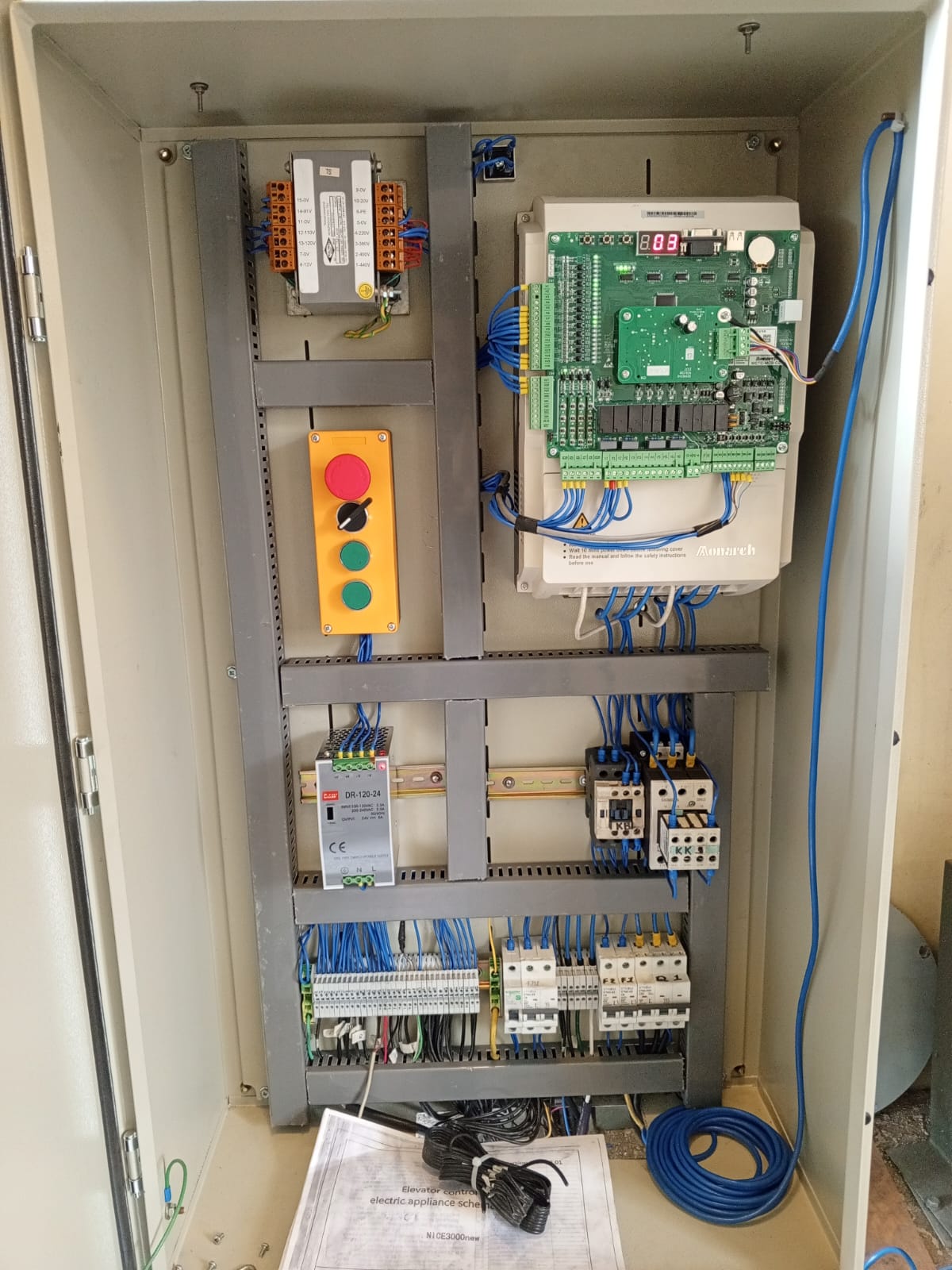 Tablero de control eléctrico de ascensor